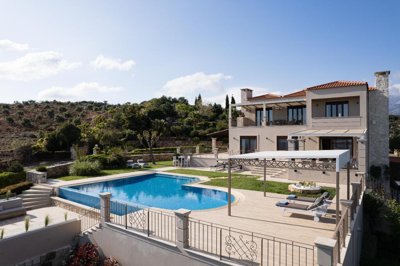 Villa Golden Hill Chrissi Akti Chania Exterior foto